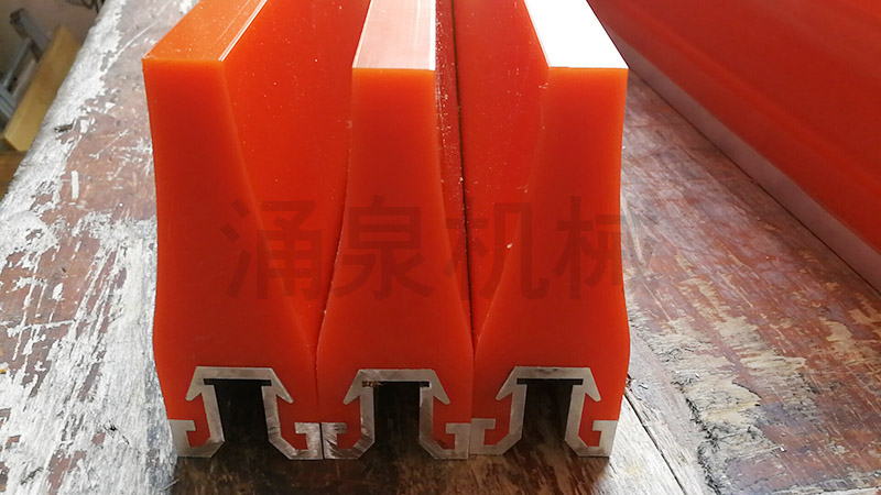 �F�ݶ����X���M(j��n)�ھ۰����ε�